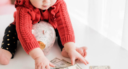 4 Things to Look for When Choosing A Bank Account for Your Child