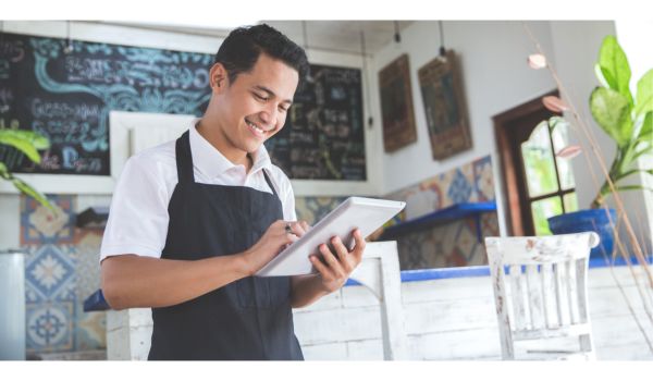 8 Reasons To Shop Local On Small Business Saturday