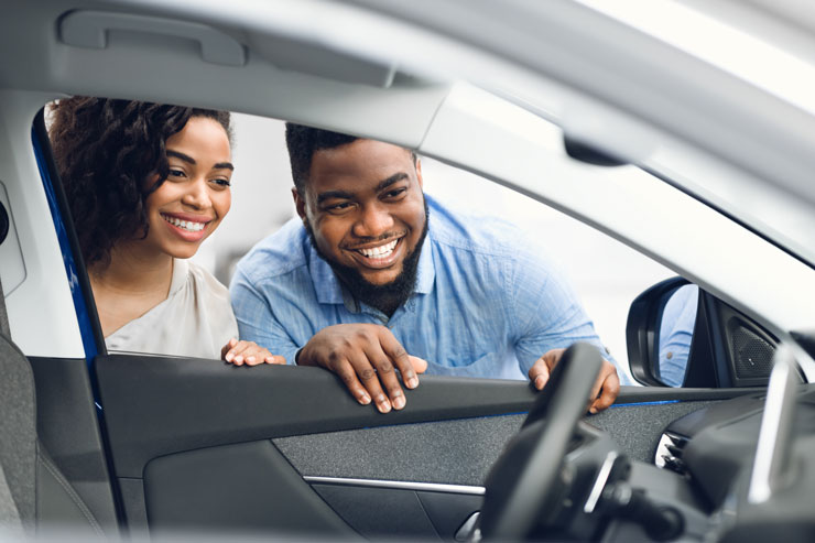 Credit Union vs. Dealership Financing: Which Offers Better Auto Loan Rates? Credit Union vs. Dealership Financing: Which Offers Better Auto Loan Rates?