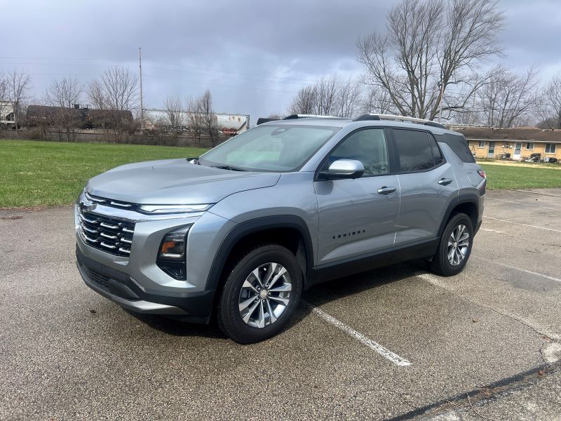 2025 CHEVROLET EQUINOX LT