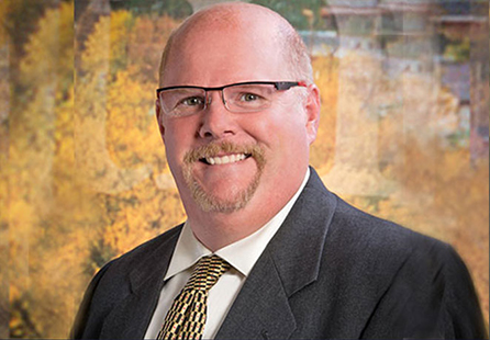 Dennis Doutt