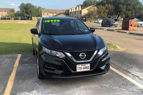 2021 Nissan Rogue Sport Black