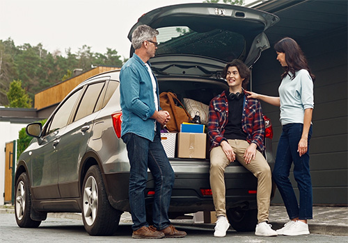 What Should Your Child Know About Money Before Leaving for College?