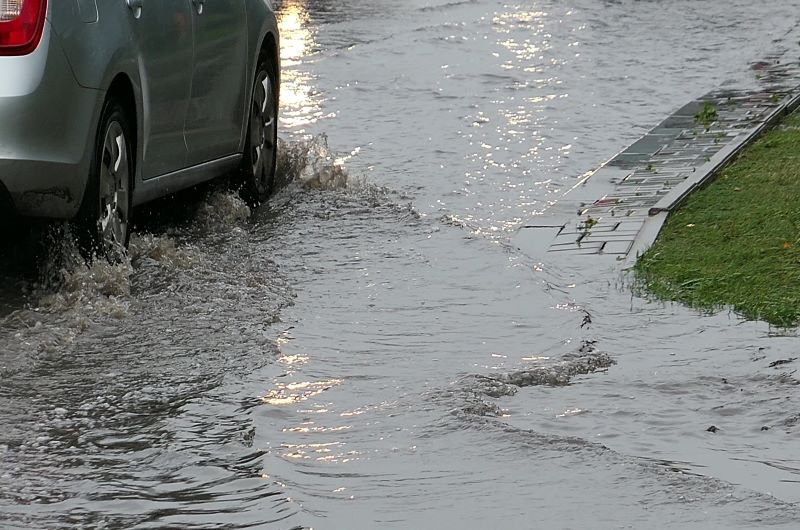 Protect Yourself from Flood-Damaged Cars Protect Yourself from Flood-Damaged Cars