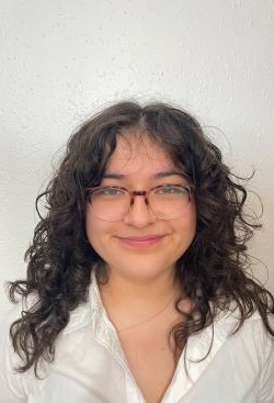 Isamara Flores-Hernandez