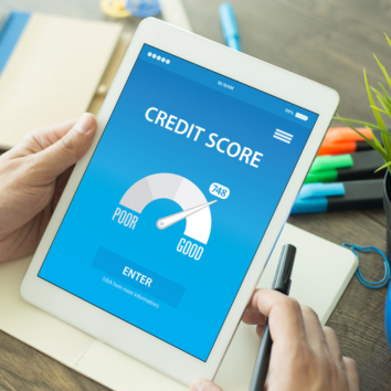 Popular Credit Score Myths Debunked