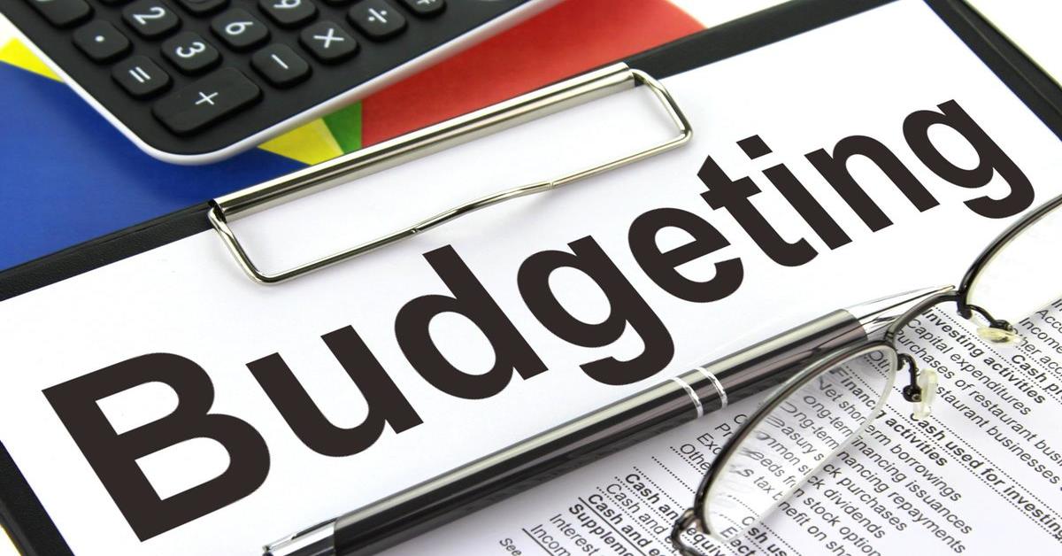 Budgeting and Reducing Expenses Budgeting and Reducing Expenses
