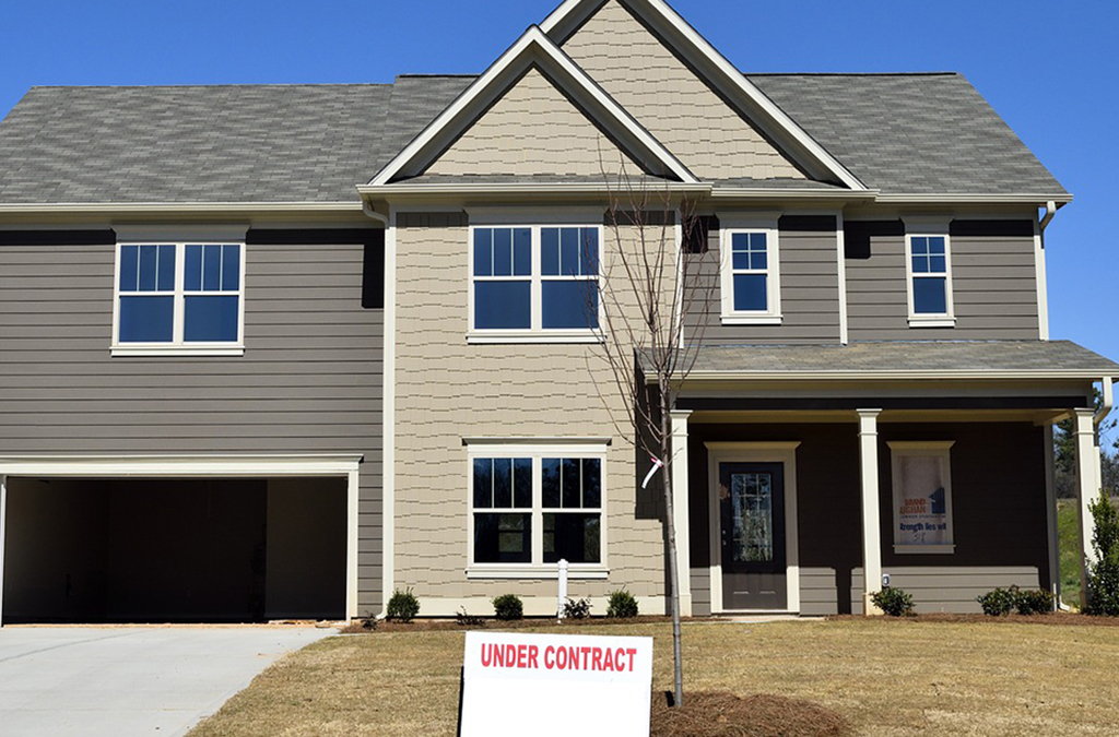10 Tips for Selling Your House Fast, and for Top Dollar! 10 Tips for Selling Your House Fast, and for Top Dollar!