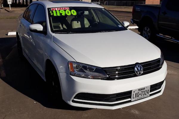 2017 Volkswagen Jetta SE (White)