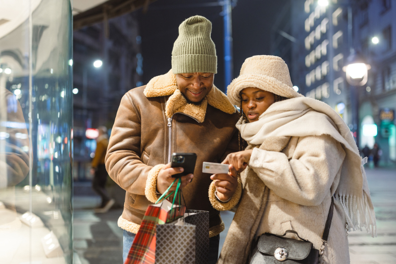 5 Holiday Fraud Red Flags 