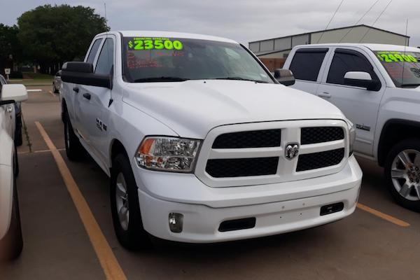 2017 Dodge Ram 1500 Quad Cab (White)