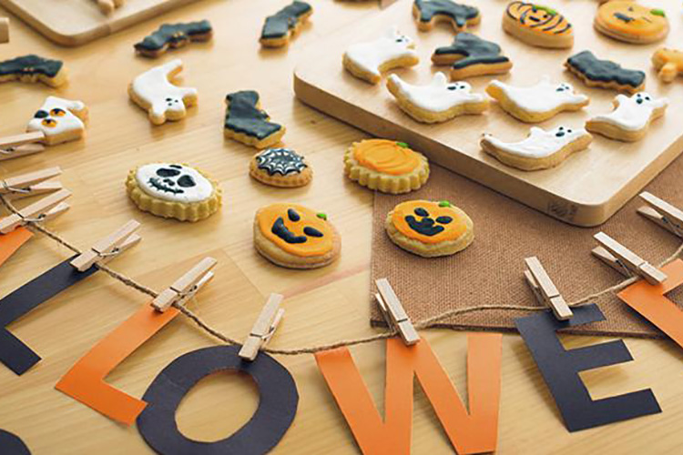 5 Money-Saving Tricks for a Happier Halloween