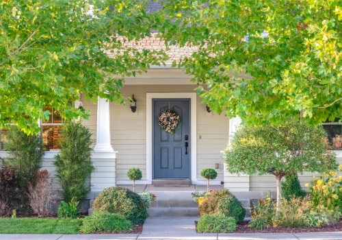 Is It Time to Refinance This Spring?