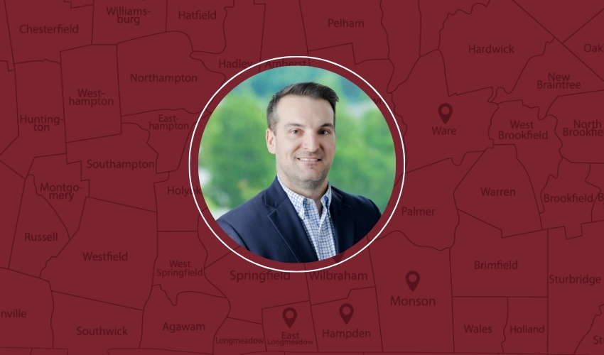 Monson Savings Bank Welcomes David J. Viamari as Vice President, Controller Monson Savings Bank Welcomes David J. Viamari as Vice President, Controller