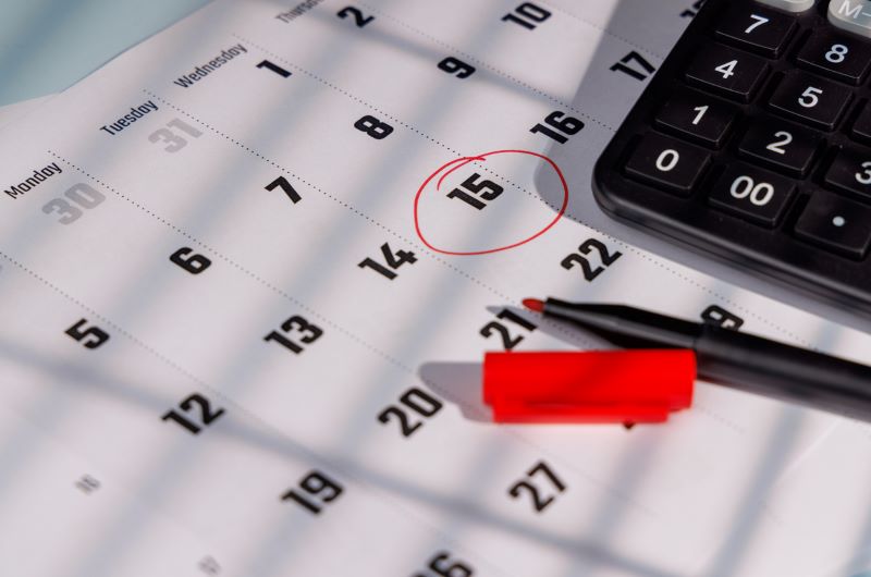 The 2025 IRA Contribution Deadline Is April 15: Here's What To Know