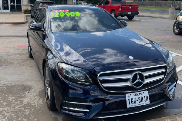 2017 Mercedes-Benz E-Class E300 Premium Blue