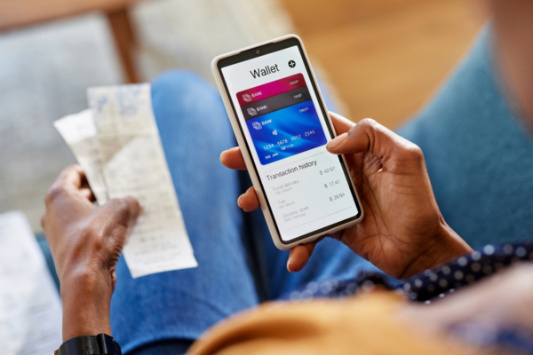 How Digital Wallets Work and Why They’re Worth Using 