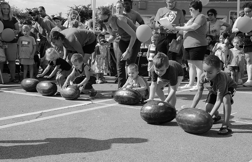 Image illustrating 2005 farmers market