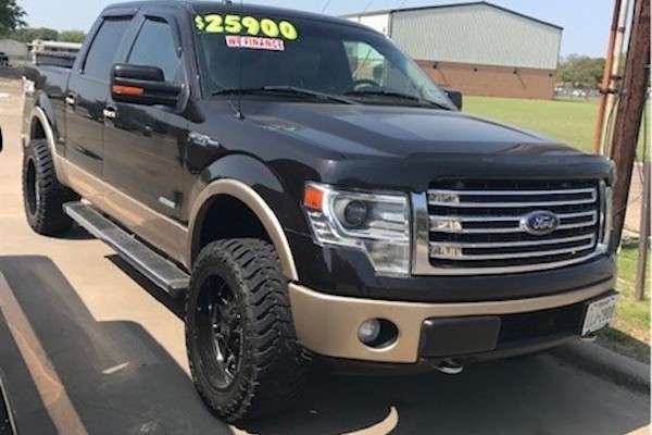 2014 Ford F150 Crew Cab Lariat (Black)