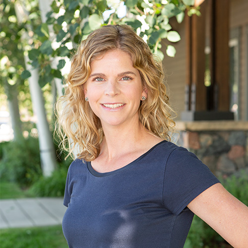 Betsy Wood