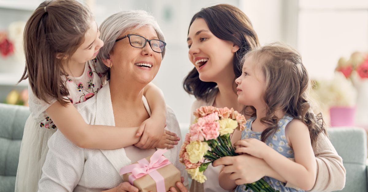 8 Ways to Celebrate Mother's Day on a Budget