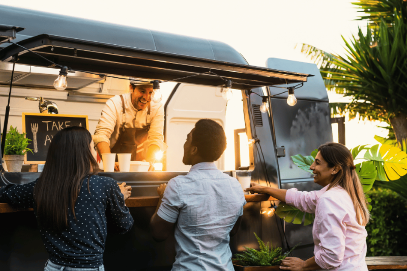 7 Effective Tips for Managing Business Expenses 