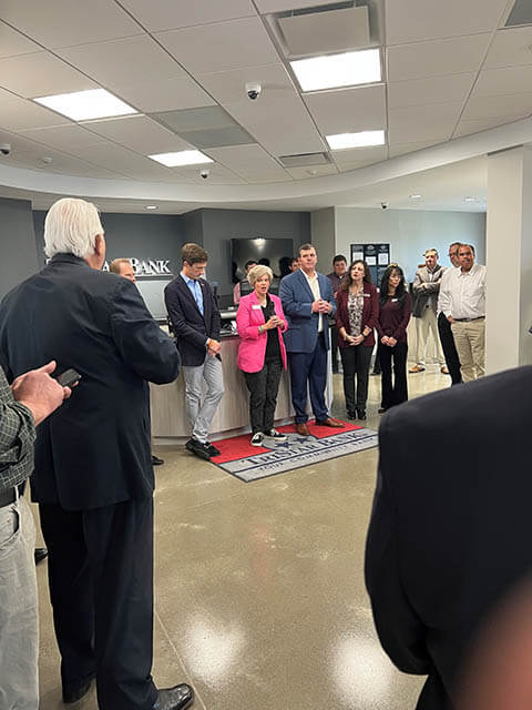 Neapolis Grand Opening