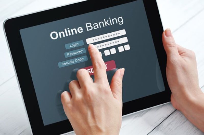 How to Protect Your Information When Banking Online