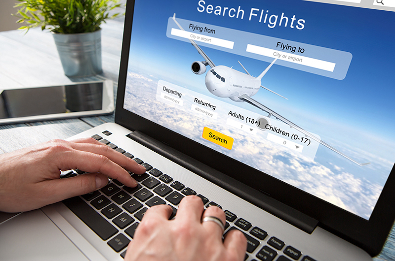 Flying for the Holidays? Here's When It's Cheapest and Most Expensive Flying for the Holidays? Here's When It's Cheapest and Most Expensive