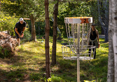 Fighting Hunger in Maine with Disc Golf Scramble