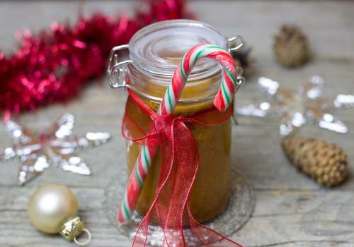 Save Money This Holiday Season with these  DIY Gift Hacks