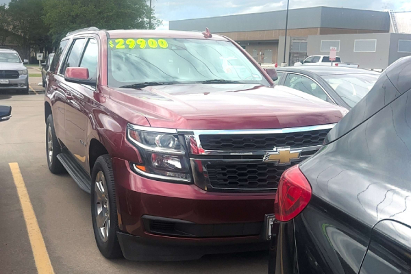 2018 Chevrolet Tahoe LT Red