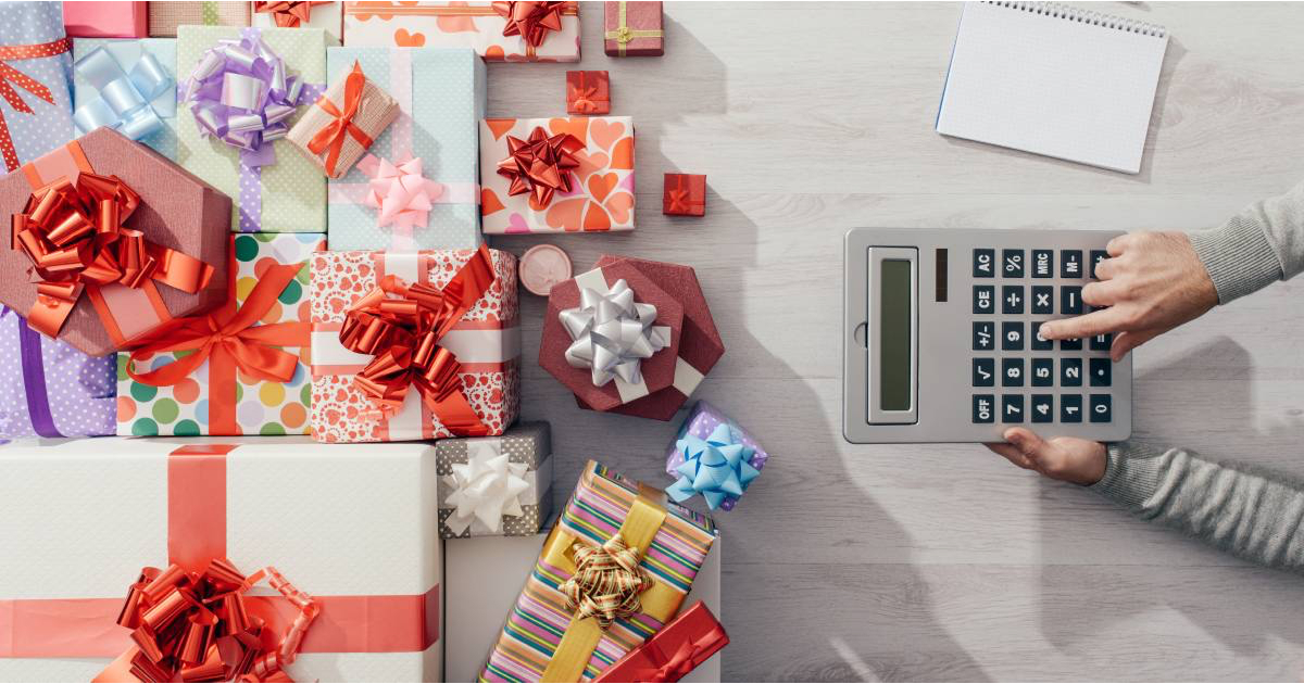 A Guide to Smart Budgeting When Holiday Shopping